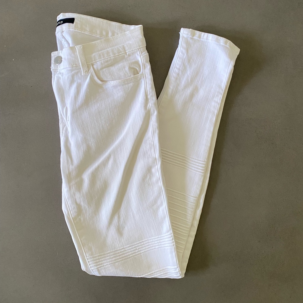 J Brand Skinny Jeans In White